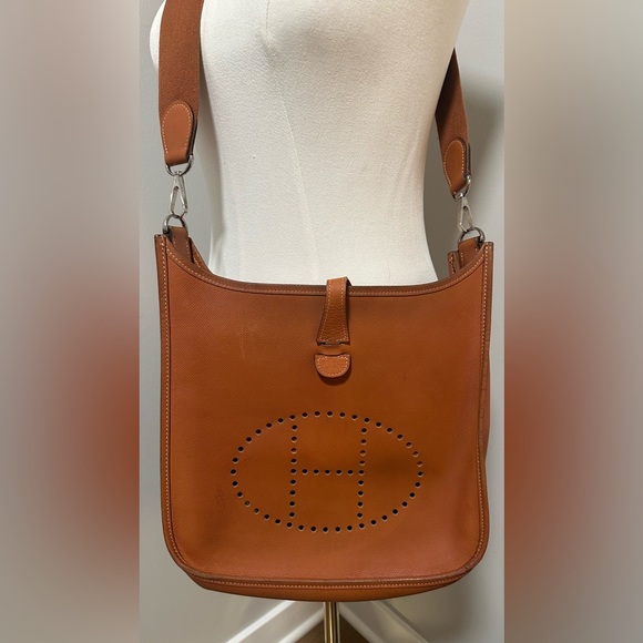 Hermès Evelyne GM Gold Clemence Leather Shoulder Bag Crossbody Palladium - Picture 1 of 16